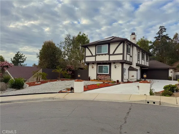 329 Nicole Dr, Vista, CA 92084