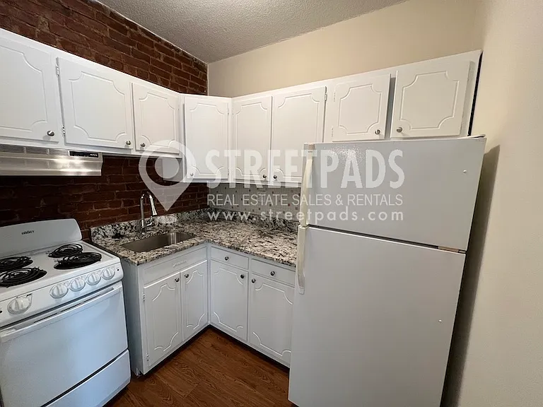 50 S Huntington Ave #23 — Photo 2