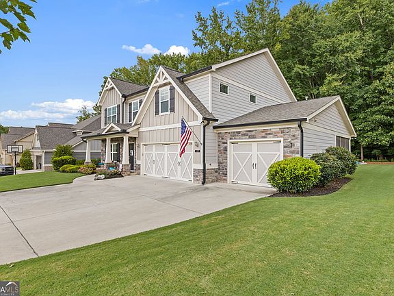 2nd image of 557 Rocky Springs Dr