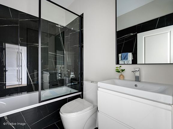 3rd image of 3153 N Tripp Ave #205