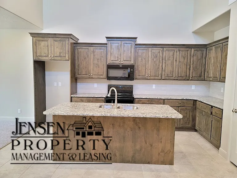 794 N Via Modelo Cir — Photo 13