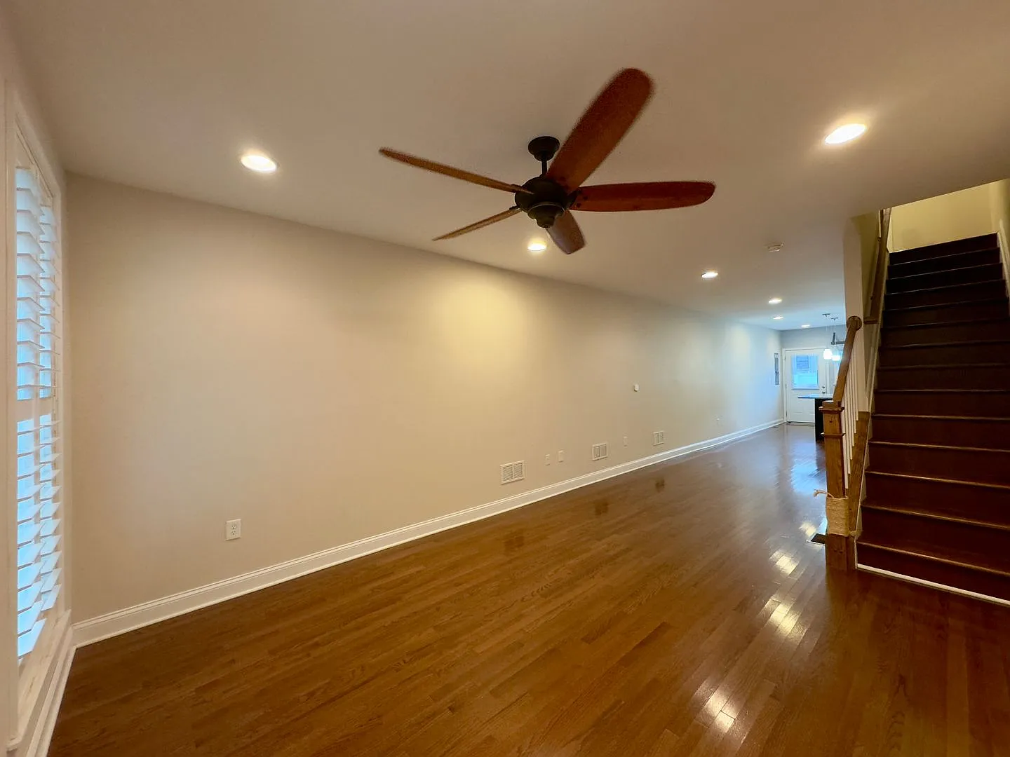 Charming 3 Bed/3 Bath Townhome in Middle East Baltimore! — Photo 3