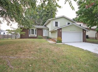 3443 N Spring Creek Rd, Decatur, IL 62526