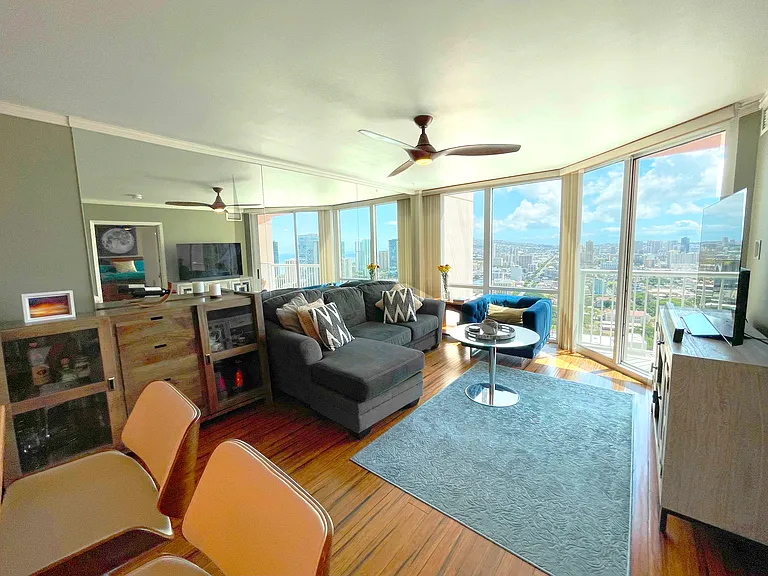 801 S King St #3710 — Photo 4