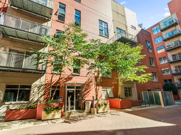 1224 Chicago Ave APT 201, Evanston, IL 60202