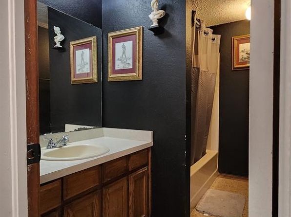 oklahoma-city-oklahoma-21921915 picture