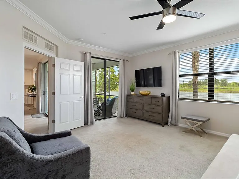 10805 Tarflower Dr #101 — Photo 24