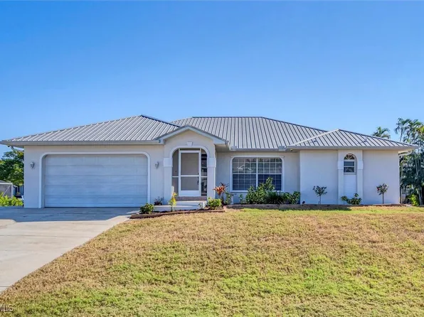 17585 Blackfriar Dr, Fort Myers, FL 33908