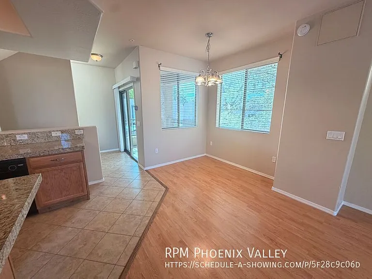 3250 W Greenway Rd #148 — Photo 4