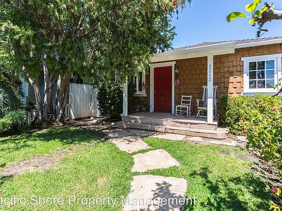3rd image of 2312 Penmar Ave