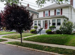 28 Parkwood Blvd, Poughkeepsie, NY 12603