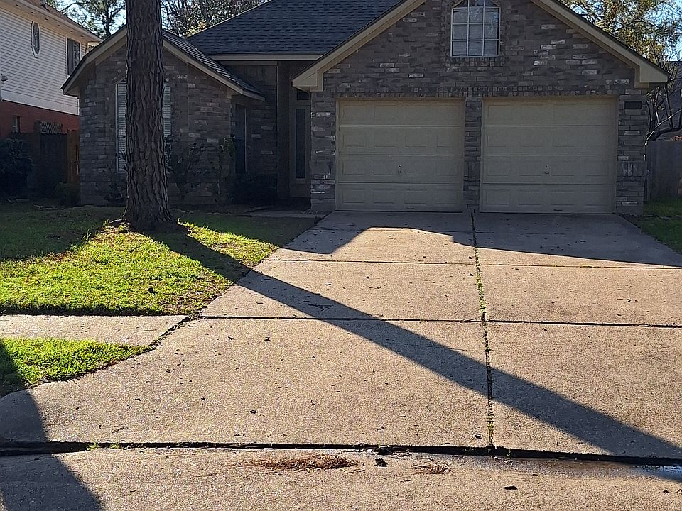 1st image of 15974 Oak Mountain Dr