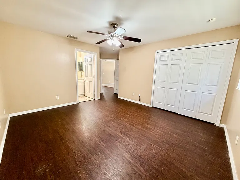 346 Bell Blvd S — Photo 21