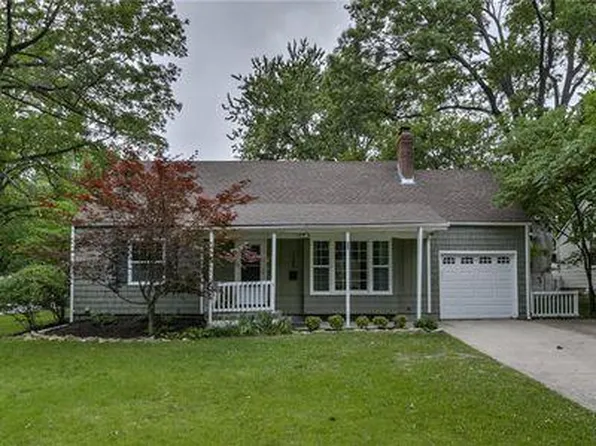 7066 Granada Rd, Prairie Village, KS 66208