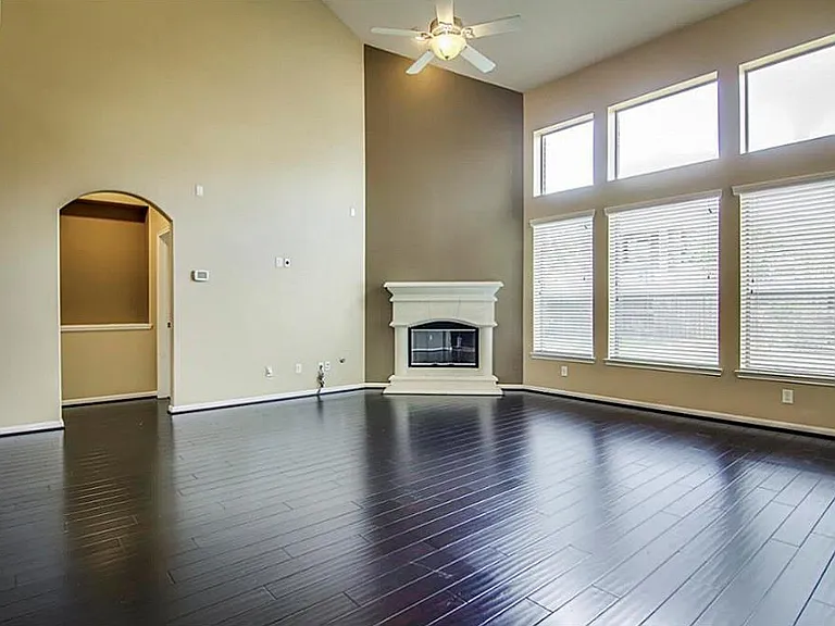 10207 White Pines Dr — Photo 10