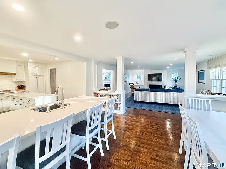 139 Highland Ave — Photo 11