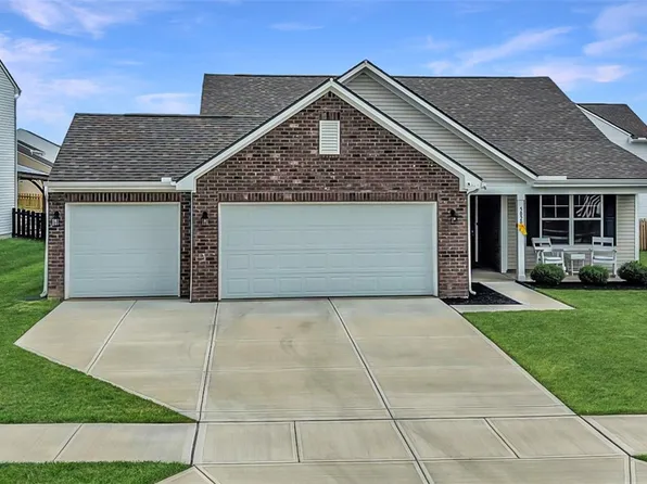 5020 Willow Rd, Clayton, OH 45315