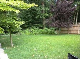 10202 Leslie St, Silver Spring, MD 20902