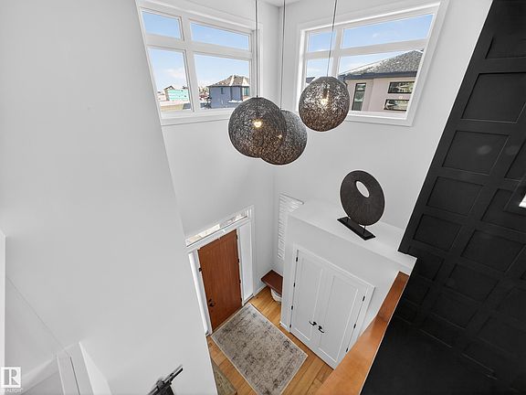 4th image of 5507 Chegwin Point E