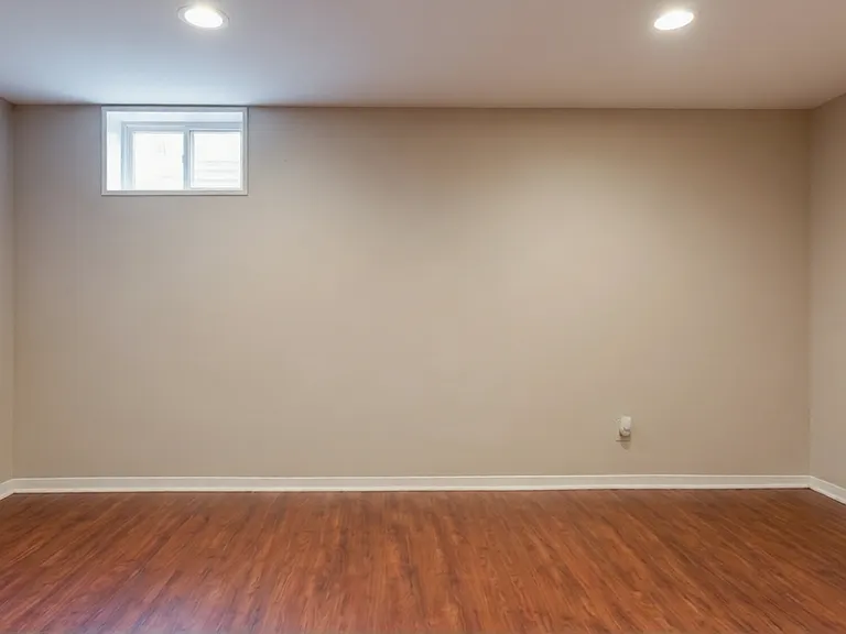 72 Tecumseh Dr — Photo 5