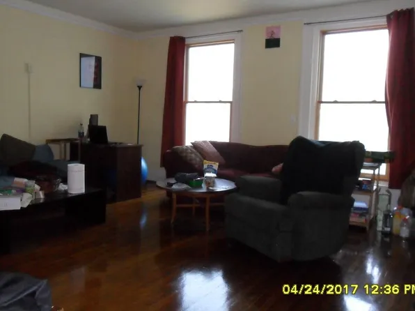 210 N Geneva St APT 3, Ithaca, NY 14850
