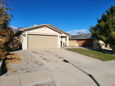 513 Bloomfield Meadows Dr NE, Rio Rancho, NM, 87144