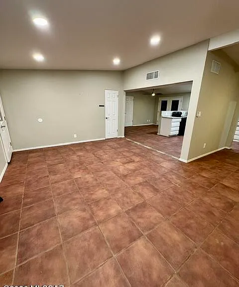 6940 E Julia St — Photo 5