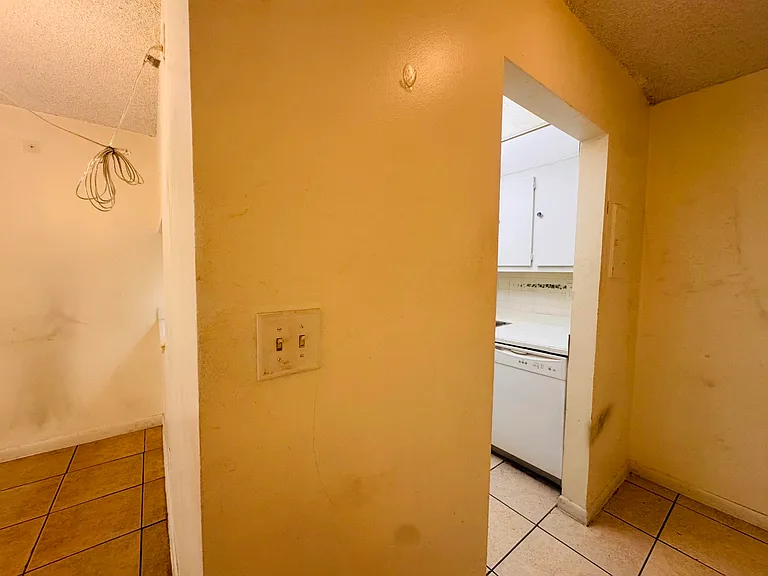 1900 N Congress Ave #107 — Photo 13