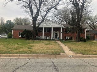 1010 N Whitfield St, Wichita, KS 67206