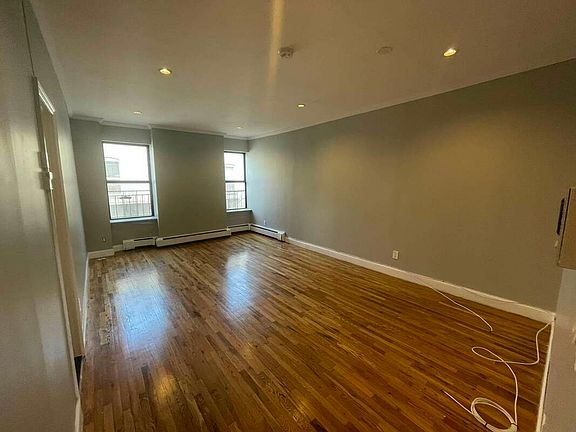 5th image of 211 W 146th St #6H1