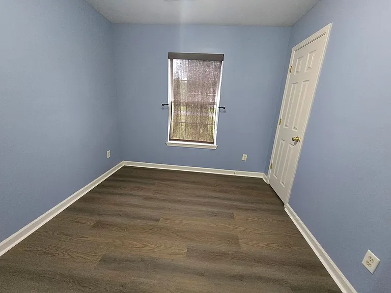 208 N Glenn Oak Dr — Photo 4