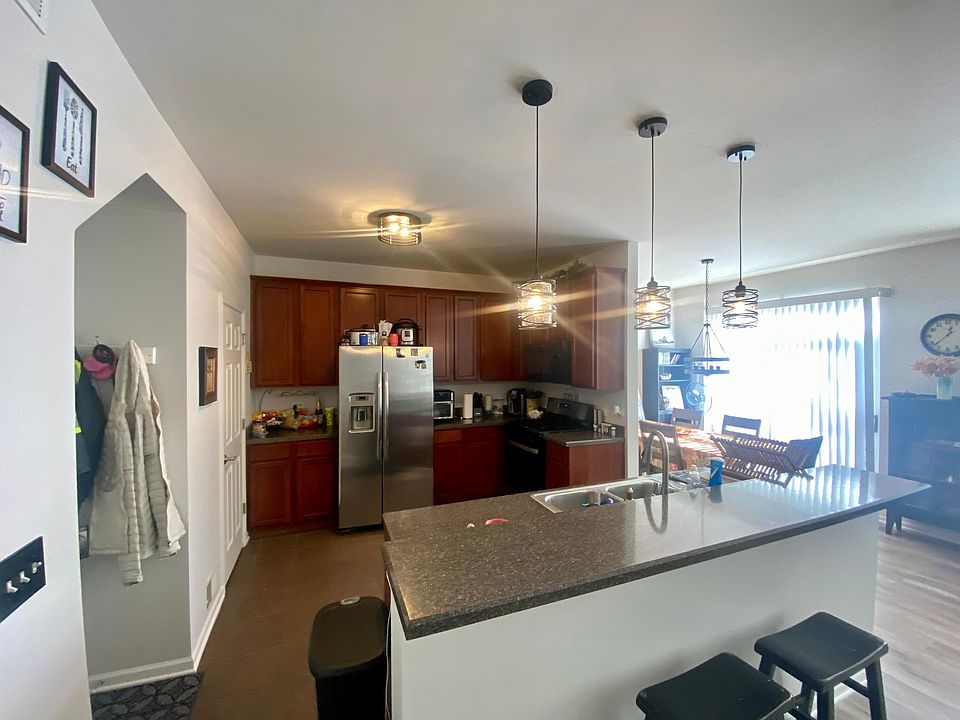 1st image of 5016 Corning Ct #5016