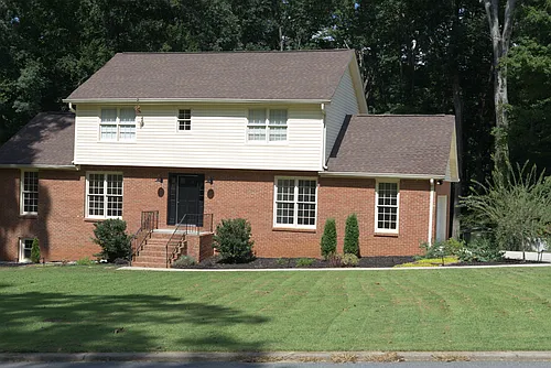 48 Stone Valley Dr SW Photo 1