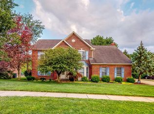 6040 Golf Club Ln, Fairfield, OH 45011