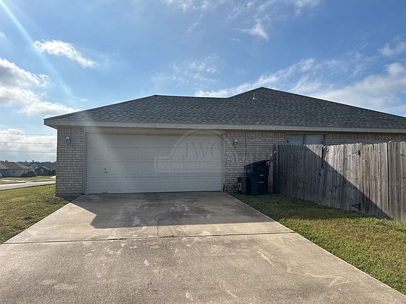 2nd image of 2702 Hezekiah Dr