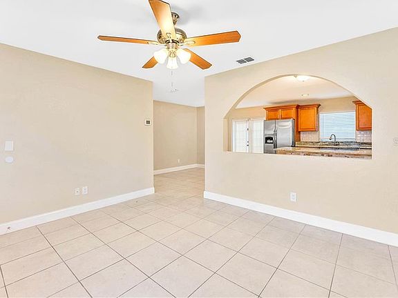 5th image of 3808 Alpert Dr #1