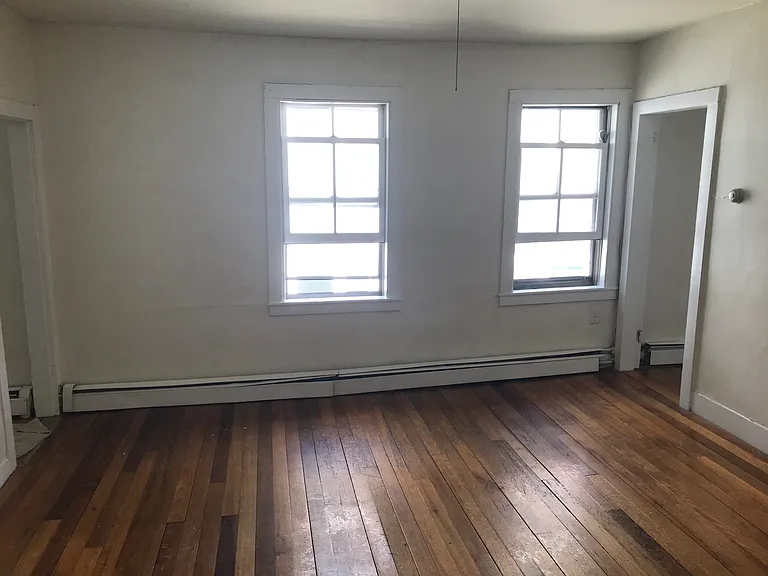 114 High St #4 — Photo 5