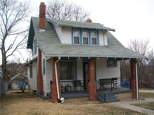 1st image of 4940 S Benton Ave
