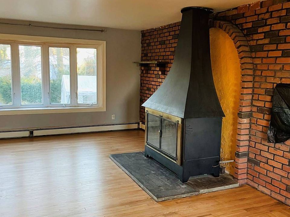 1st image of 0 Forest Ave #1