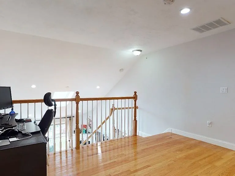 19 Flint Pond Dr — Photo 24