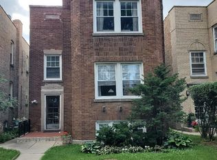7916 Karlov Ave, Skokie, IL