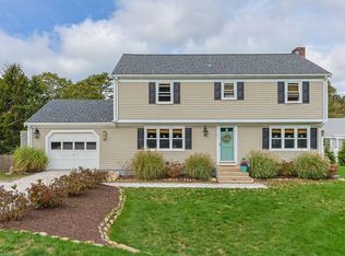 27 Lakewood Dr, Harwich, MA 02645