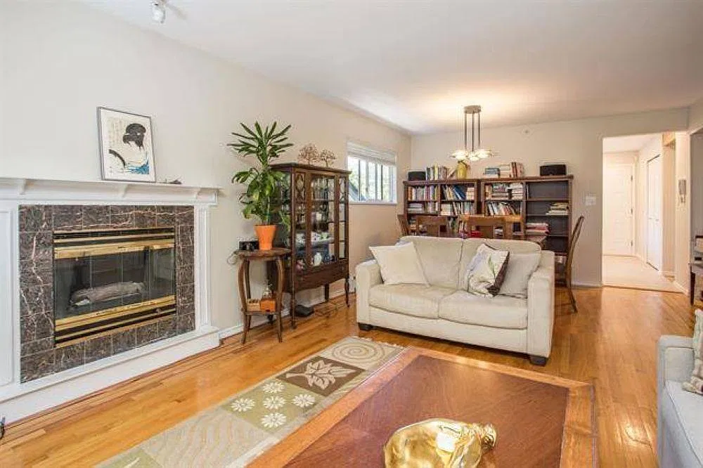2 bed, 1181 sqft, $4,000 — Photo 2