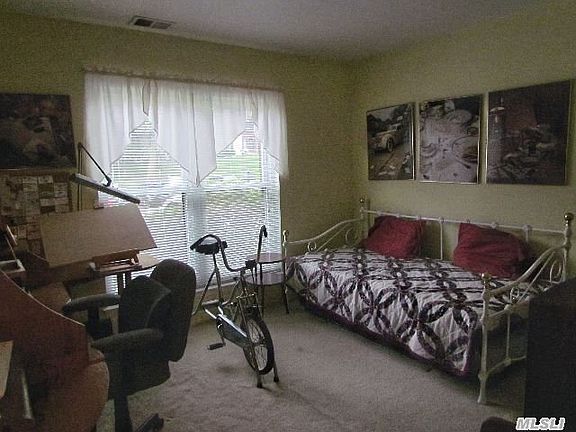4th image of 1 Spruce Ct #1