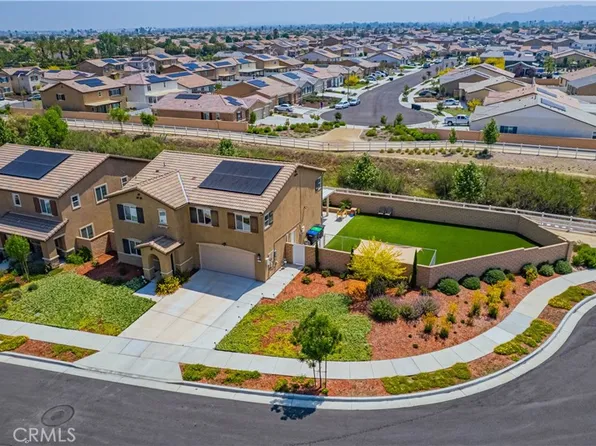 1760 Chute Dr, Hemet, CA 92545
