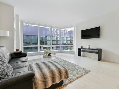 1 Franklin St #1212, Boston, MA, 02110