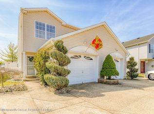 338 Main St, Keyport, NJ 07735