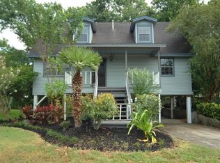 473 Lakeside Dr, Kemah, TX 77565