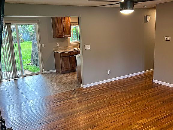 Living to dining/kitchen 