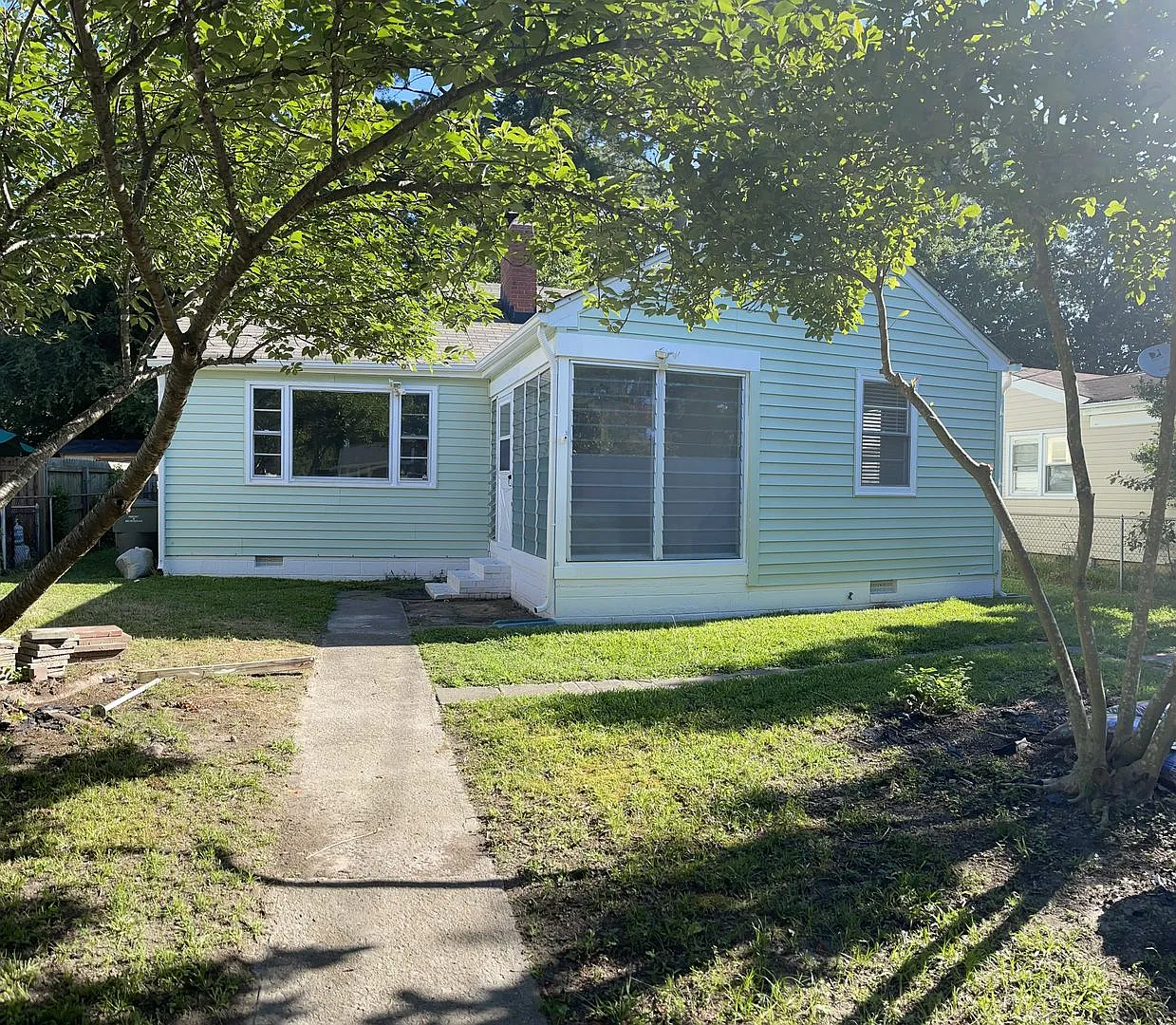 Beautifully Remodeled Home in Hollywood Norfolk — Photo 1